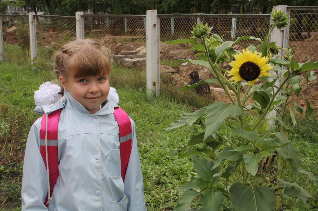 Первоклассница. Сентябрь 2012 г.
