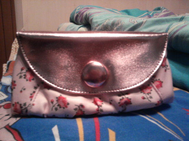 косметичка. на ПОДАРКИ