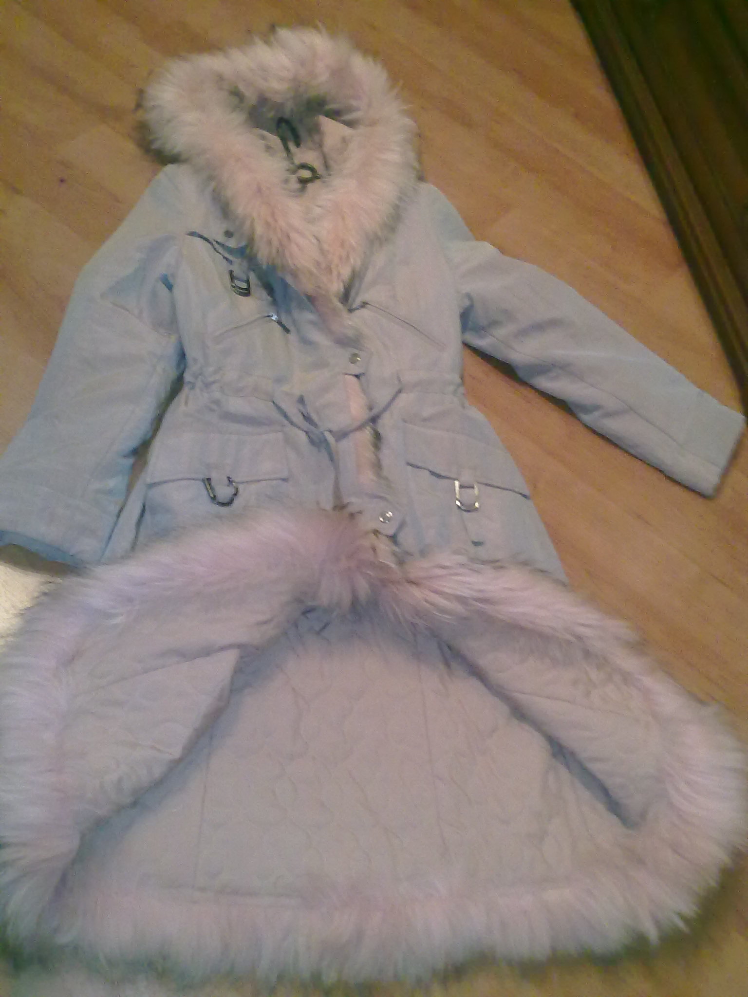 Пальто р-р46. Пальто