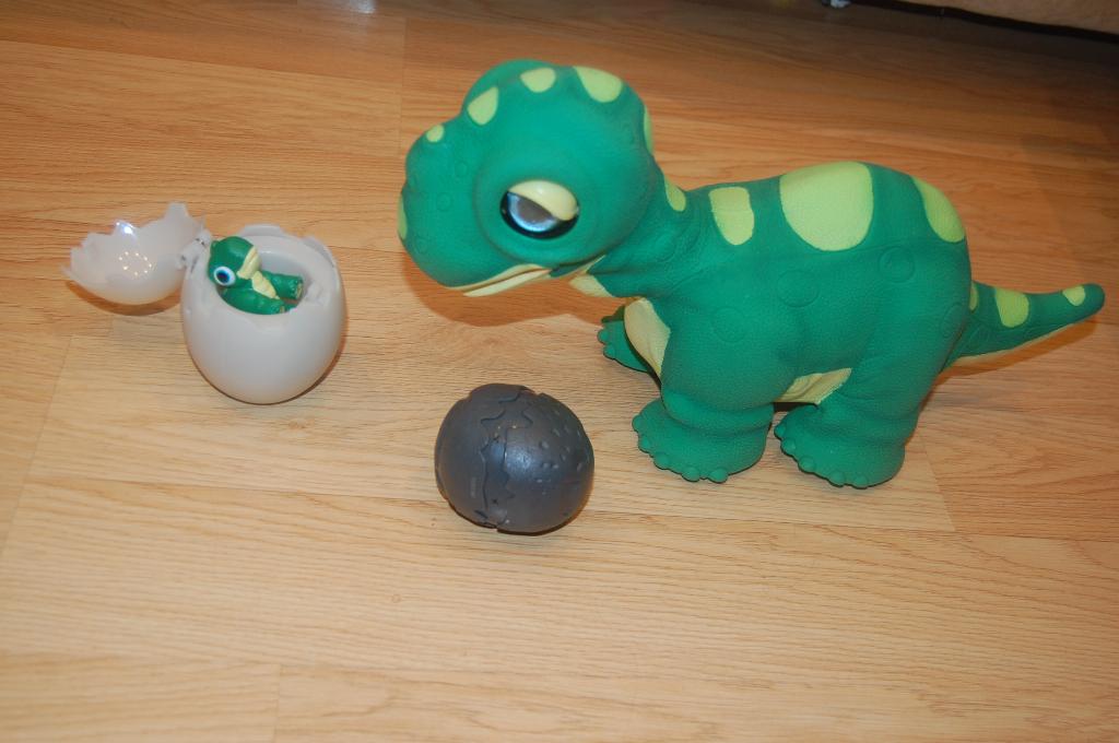 наш динозаврик. 