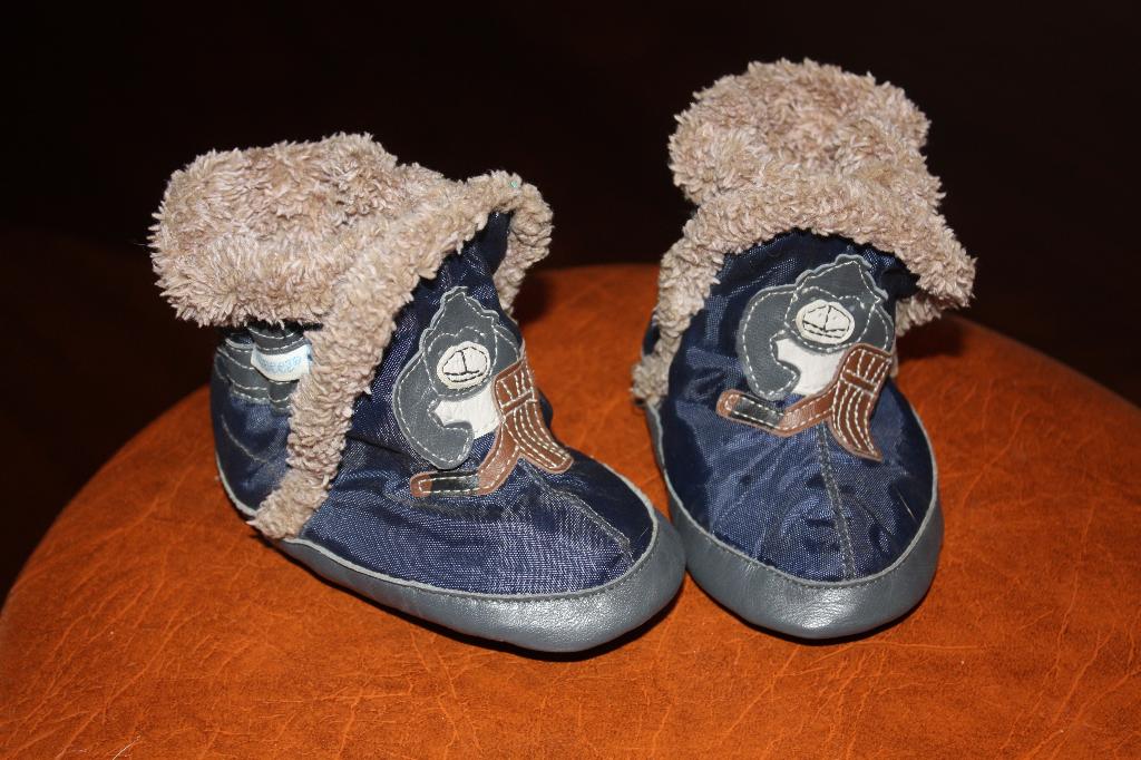 Обувь для малыша 12-18 мес.. Отдам даром