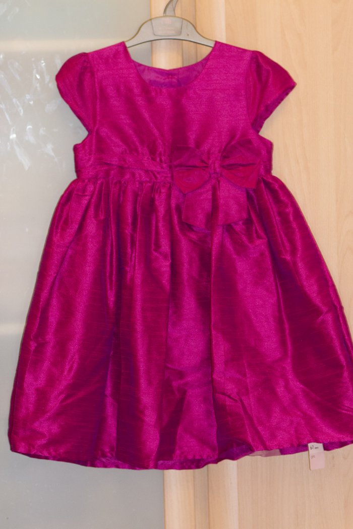 Новое платье Mothercare - 800 р.. 116-122