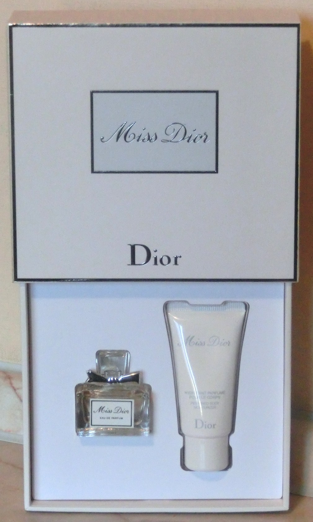 набор M I S S  D I O R 2в1. Наборы косметики... элитка