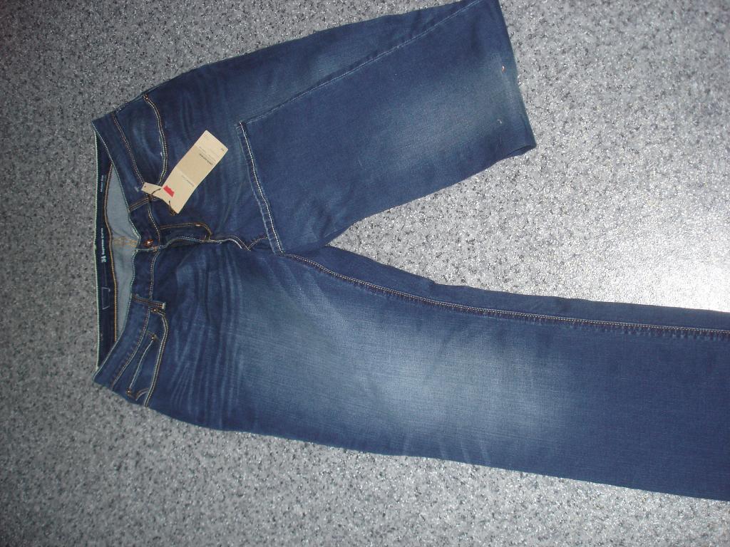 Продаю женское НОВОЕ-ЛЮБАЯ ВЕЩЬ со скидкой отдам