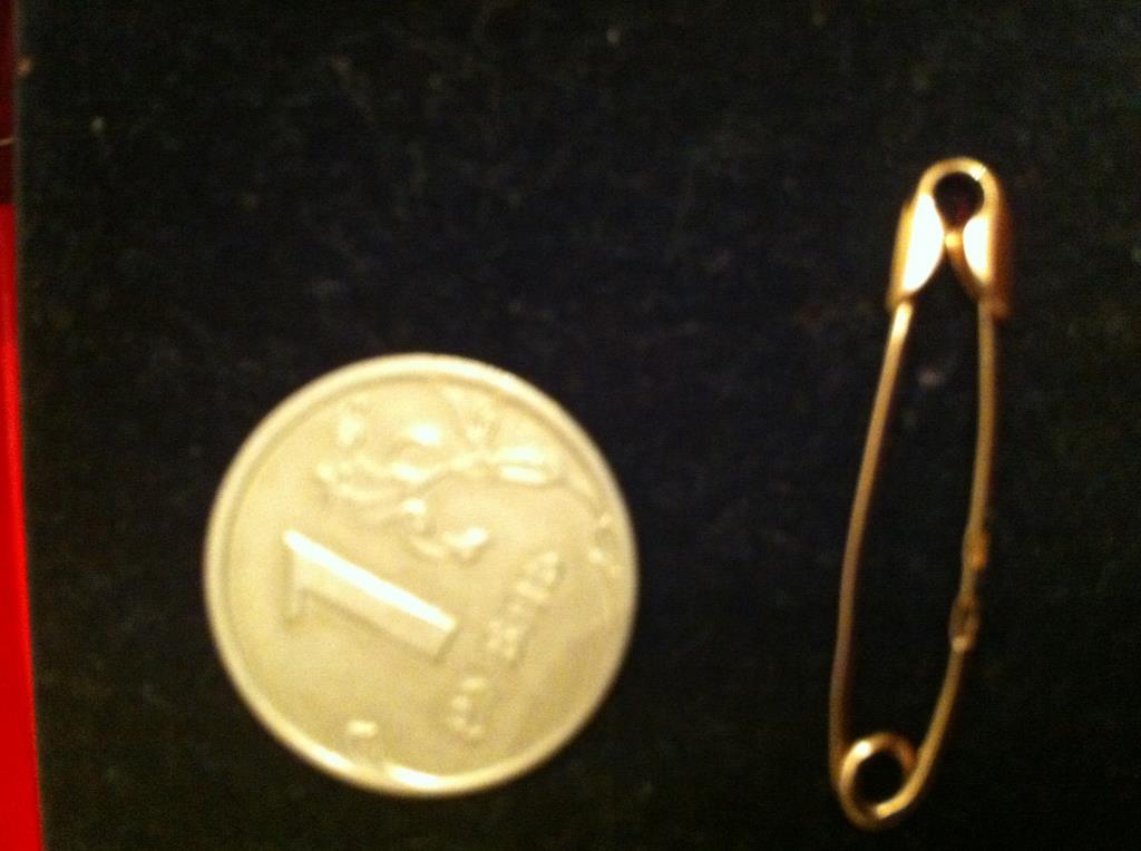 Булавка золото. Ювелирка