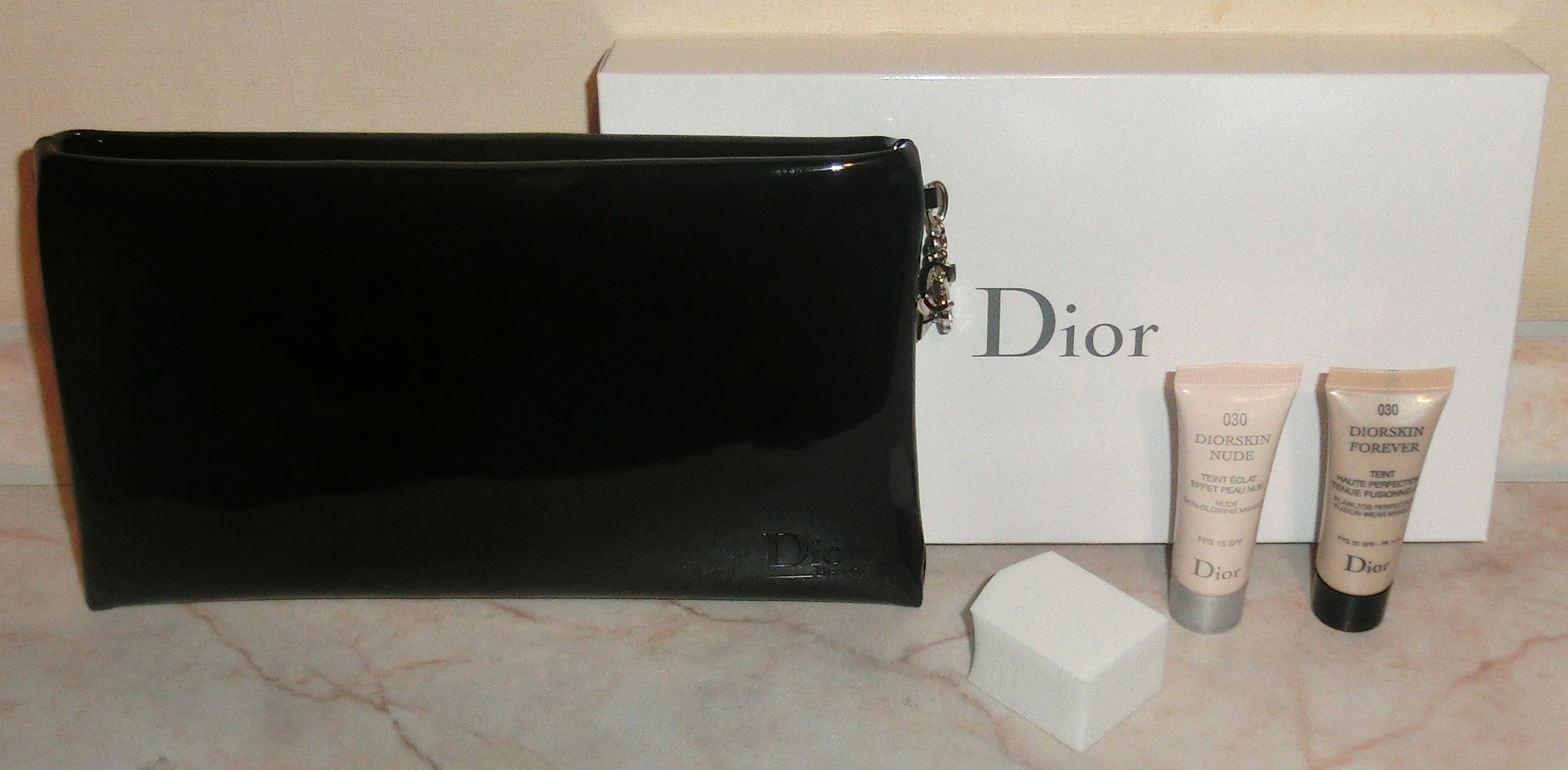 набор Д И О Р с тональными кремами. Наборы косметики... элитка