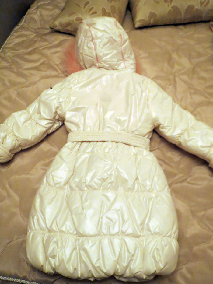 Верхняя одежда продажа 