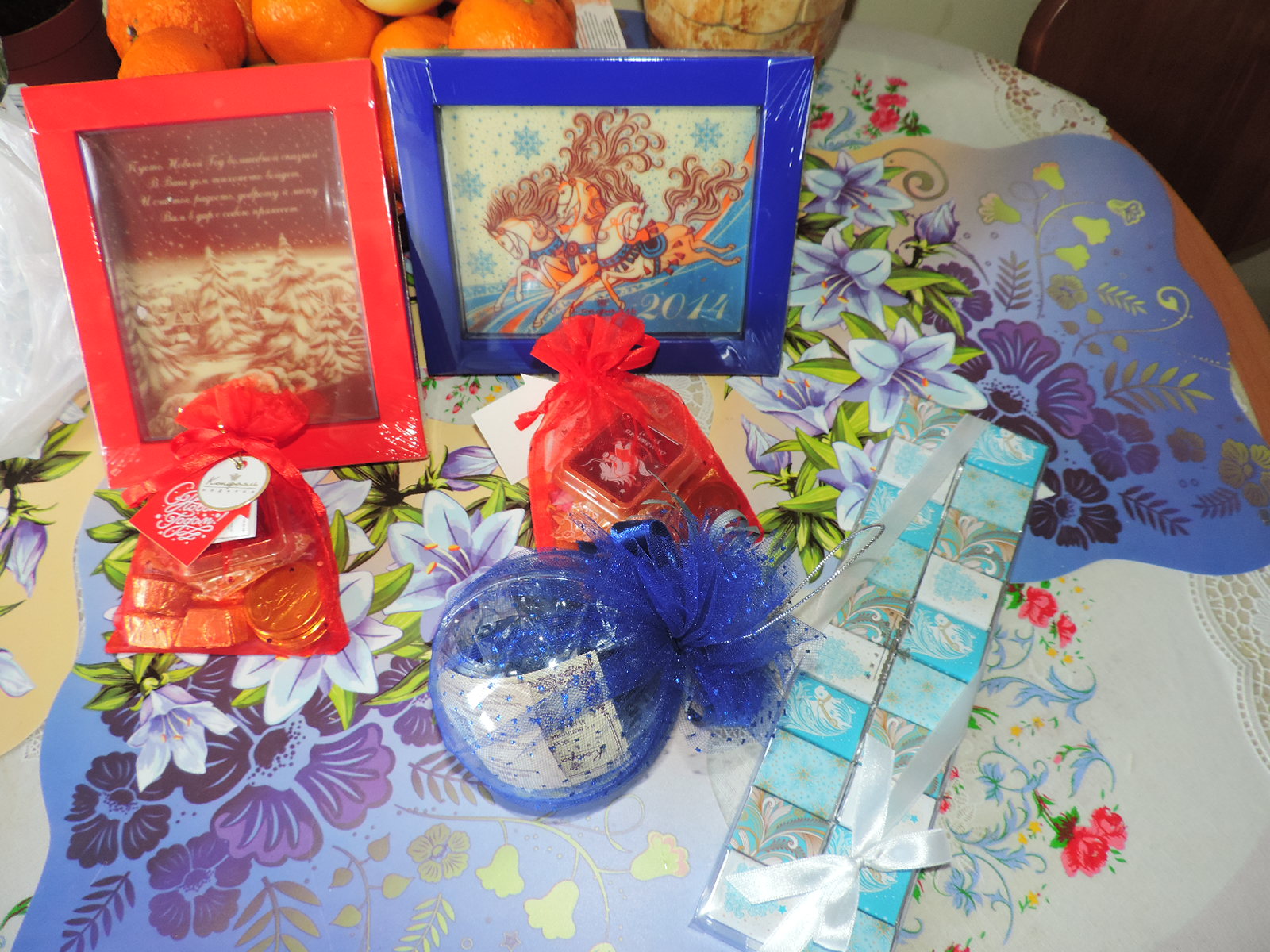 КОН-ФФ-ЭЛЬ. [хвастики