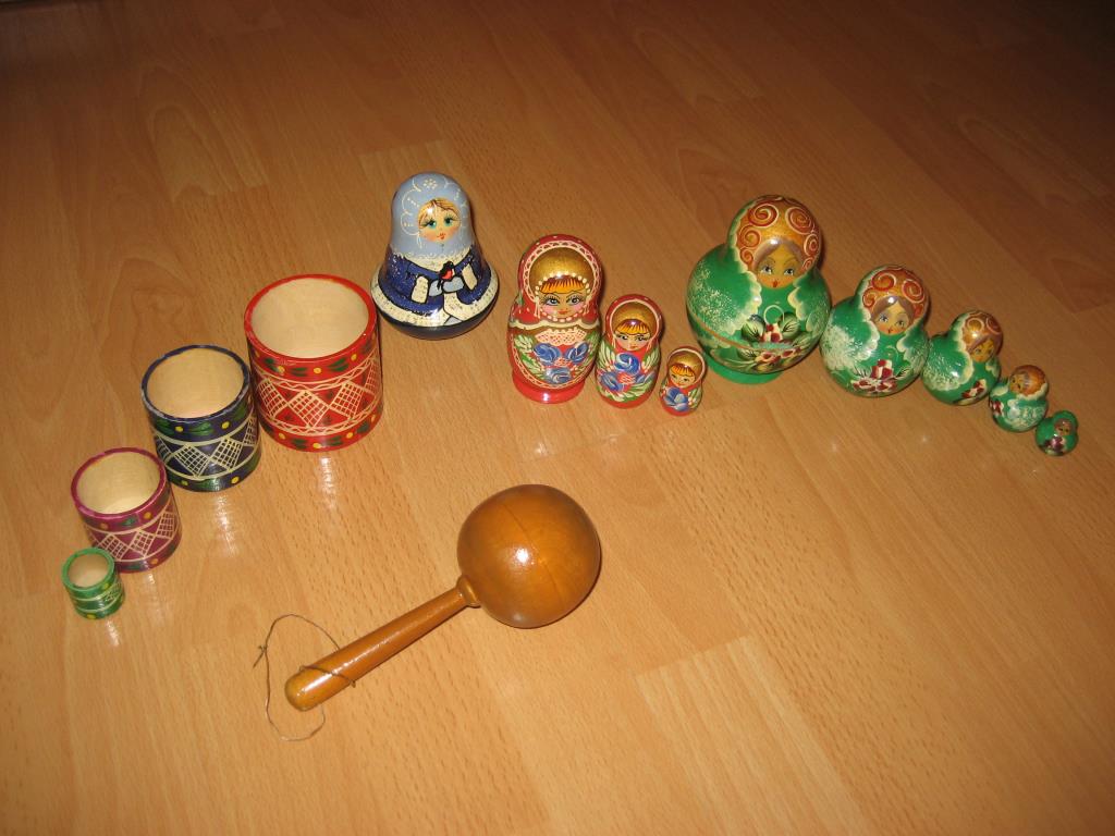 Остались 3 красные матрешки. Архив