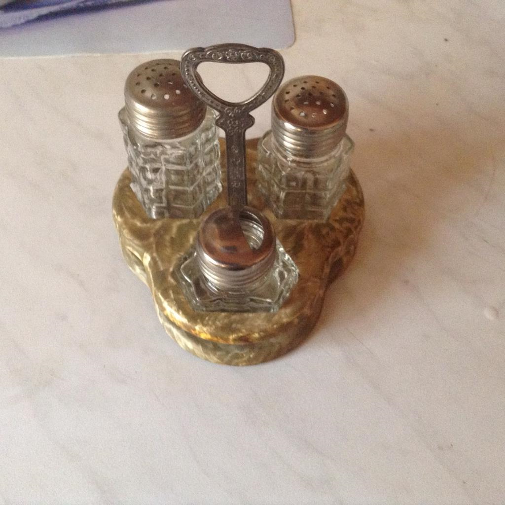 Для соли, перца, горчицы. я-Отдала с 01.06.2019