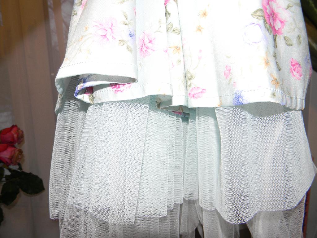 Платье нежное беби-долл на 42 р-р. Пристрой всяко-разный