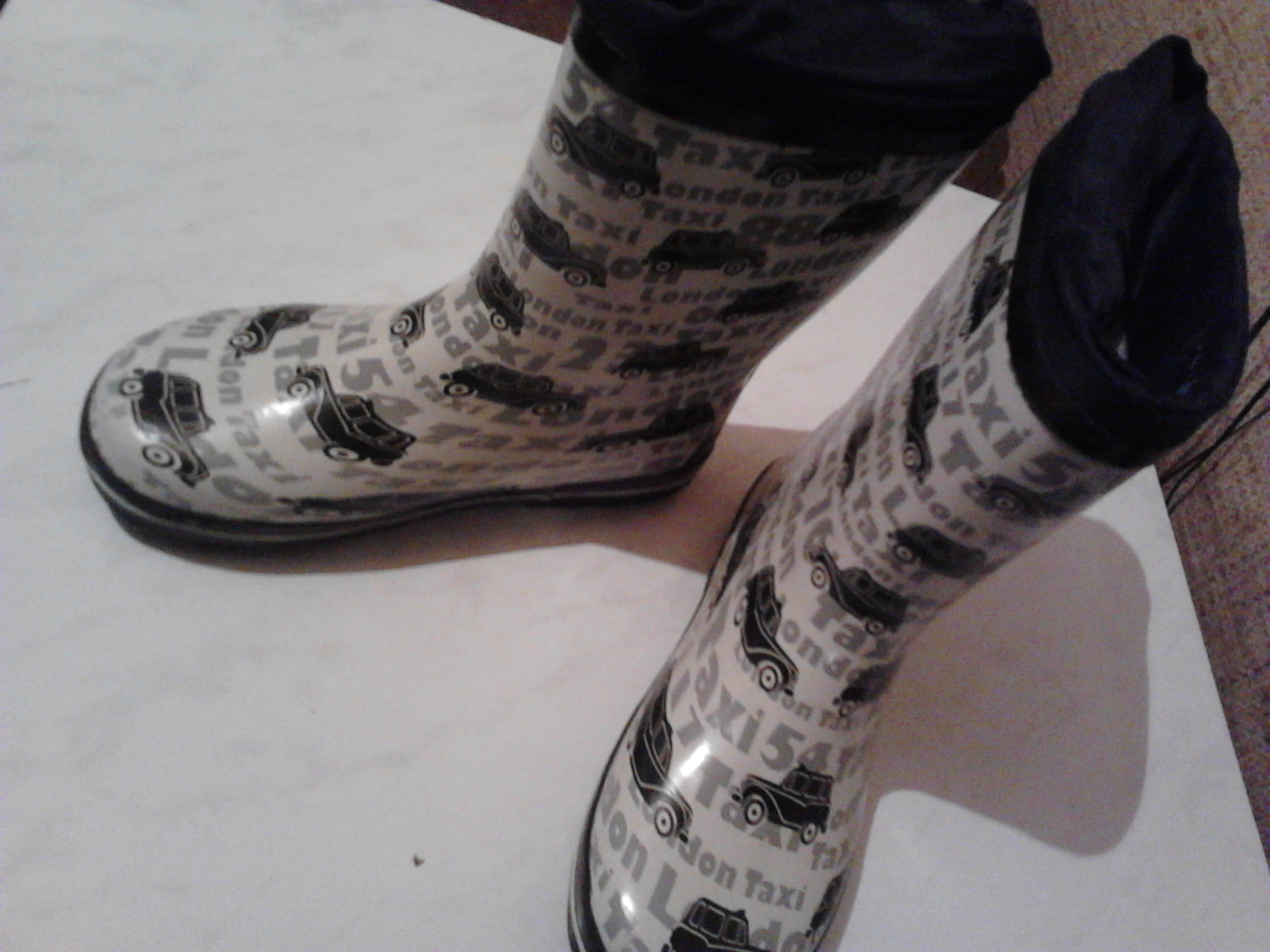 р-р 35  200 ры. Обувь Б/У на продажу детская(ЗИМА,ЛЕТО,сноубутсы)