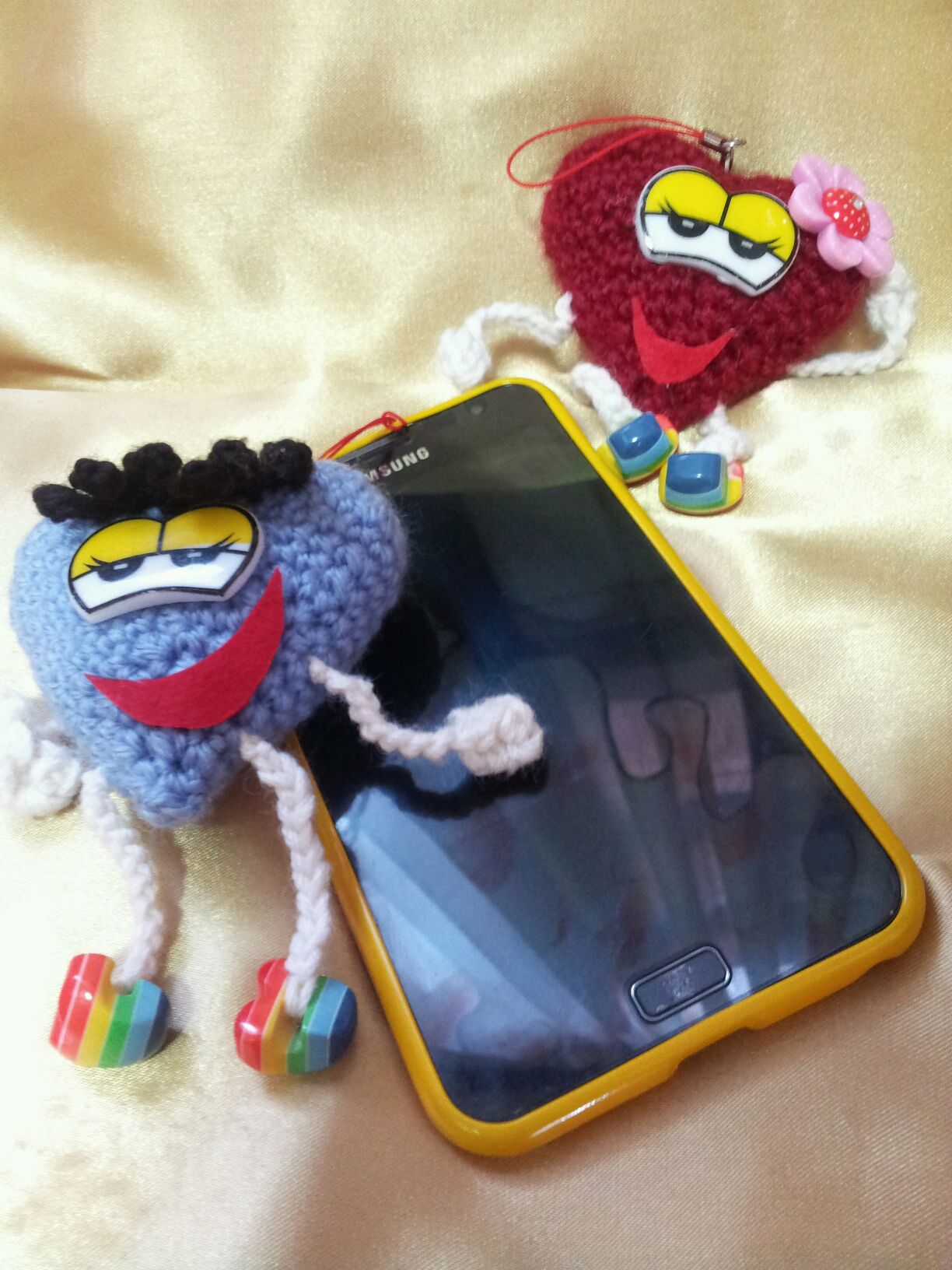 брелочки на телефон или ключи. Брелки