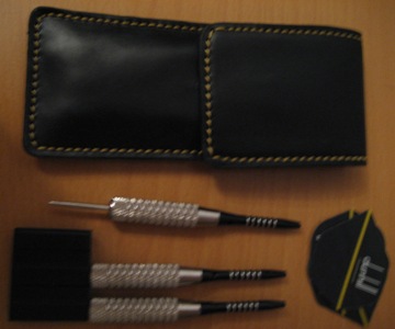 новый набор Дартс , в кож.чехле, Danhill . ОБМЕН