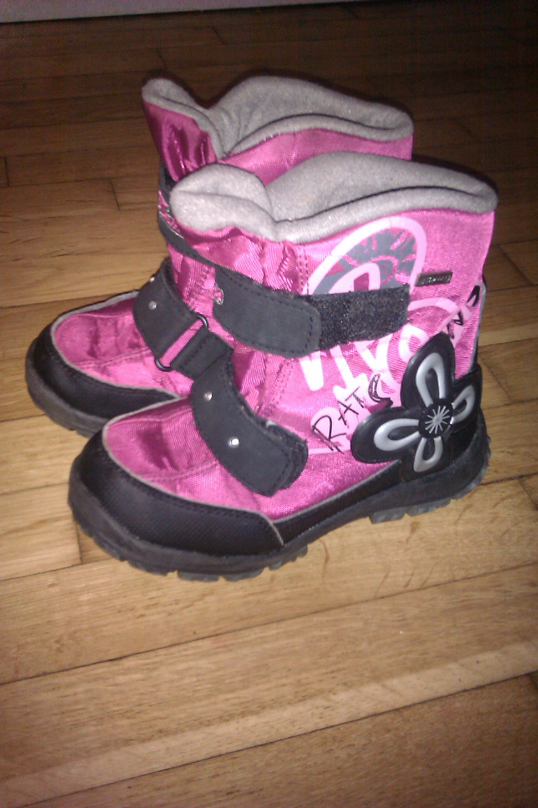 Сноубутсы Фламинго. Продаю детское