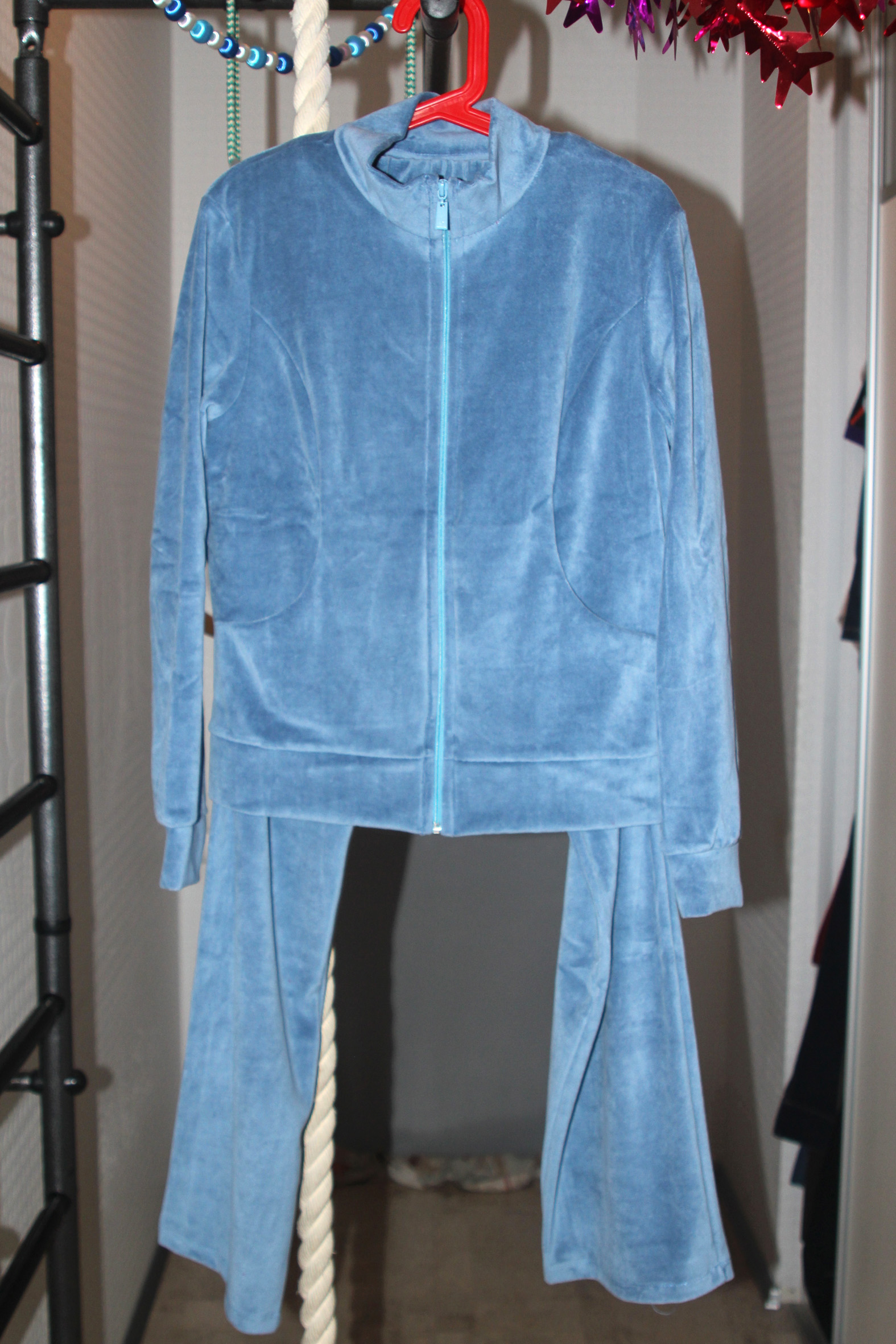 Живое фото костюма стрекоза. ПРИСТРОЕНО