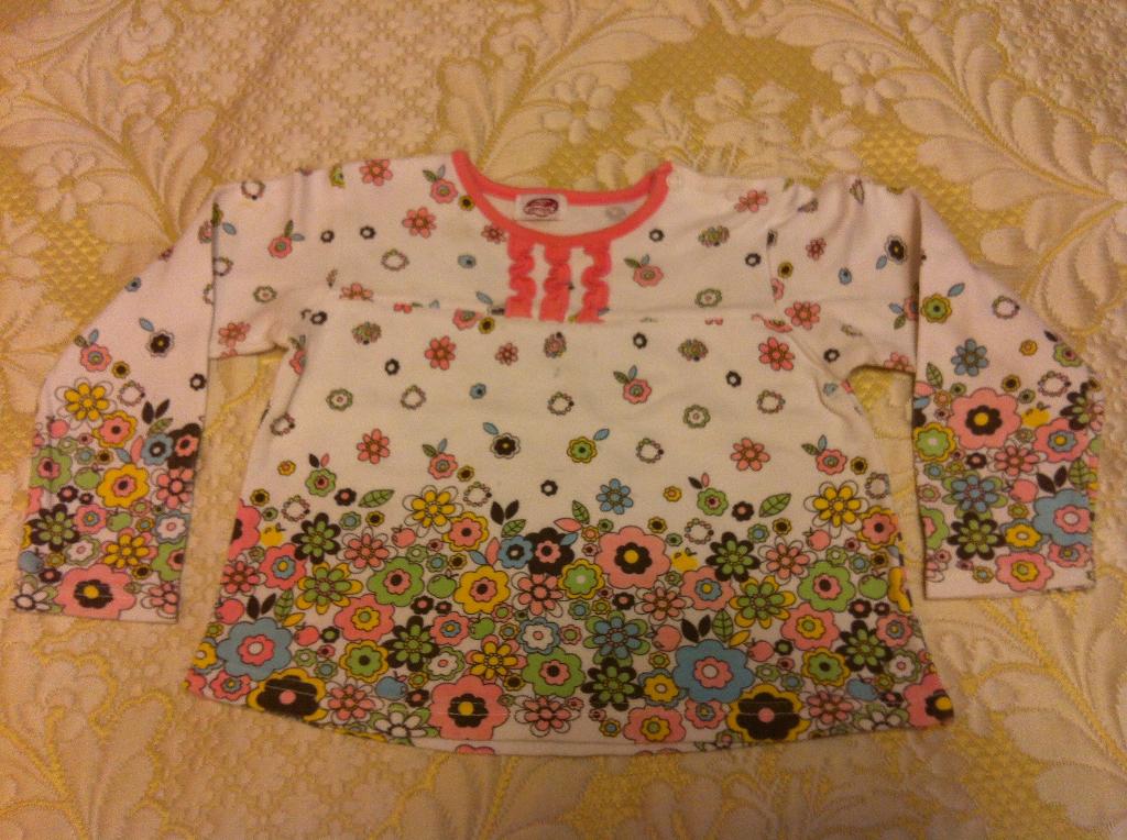 кофточка хлопок,104,маломерит, 200 руб. ВЕЩИ ДЛЯ ДЕВОЧКИ