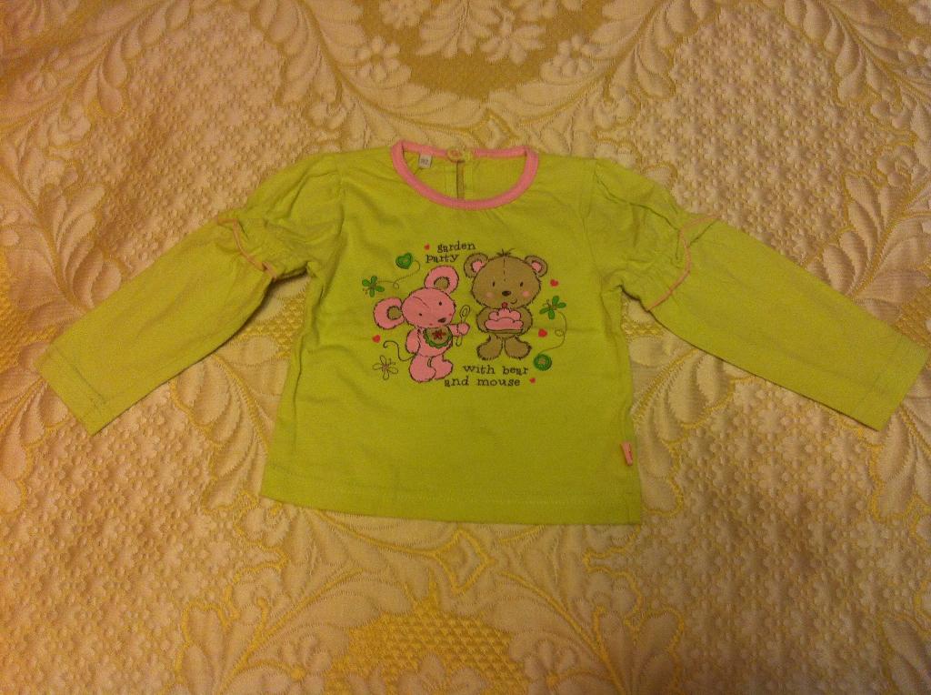 футболка сдл рукавом, 92см, 200 руб. ВЕЩИ ДЛЯ ДЕВОЧКИ