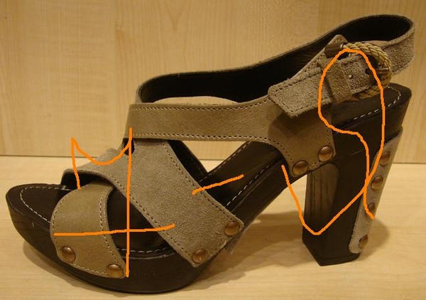 Di  р.40 в размер,  149 евро. Пристрой обуви от Мариэллы