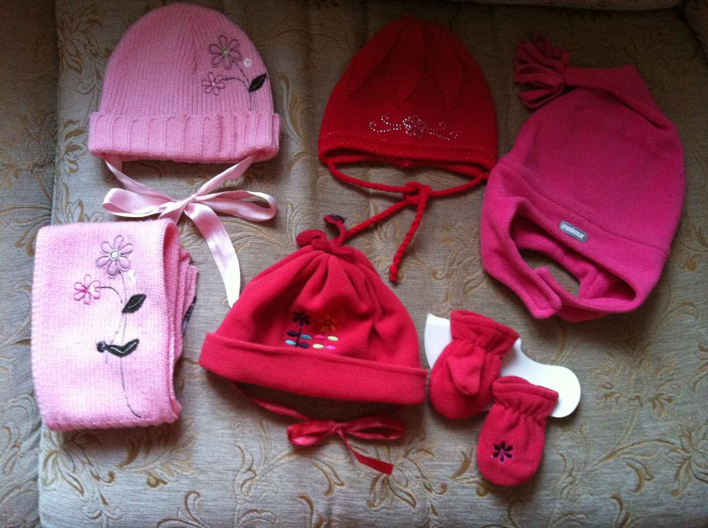 Шапочки по 250 руб. ВЕЩИ ДЛЯ ДЕВОЧКИ