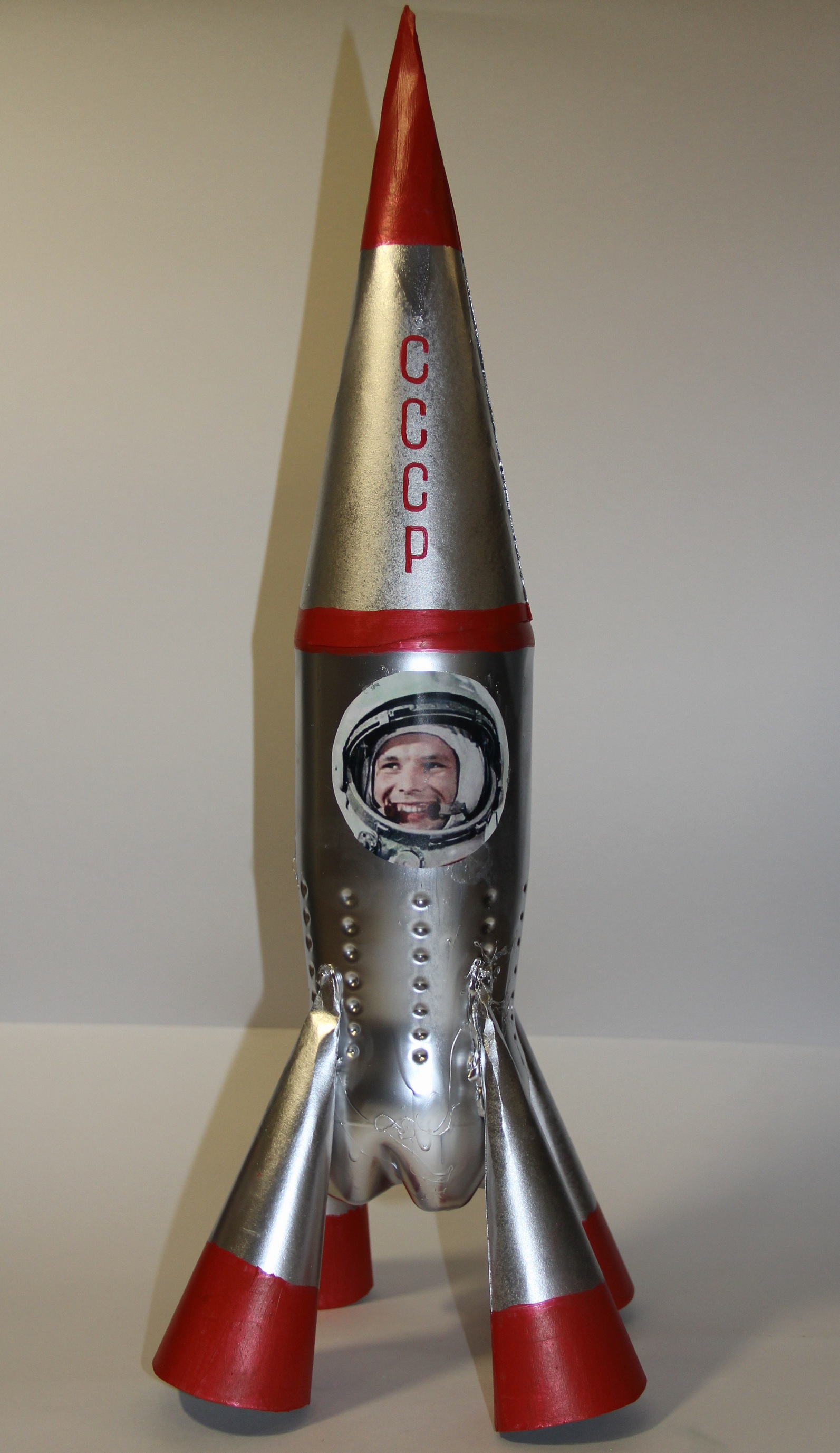 Макет ракеты ко дню космонавтики