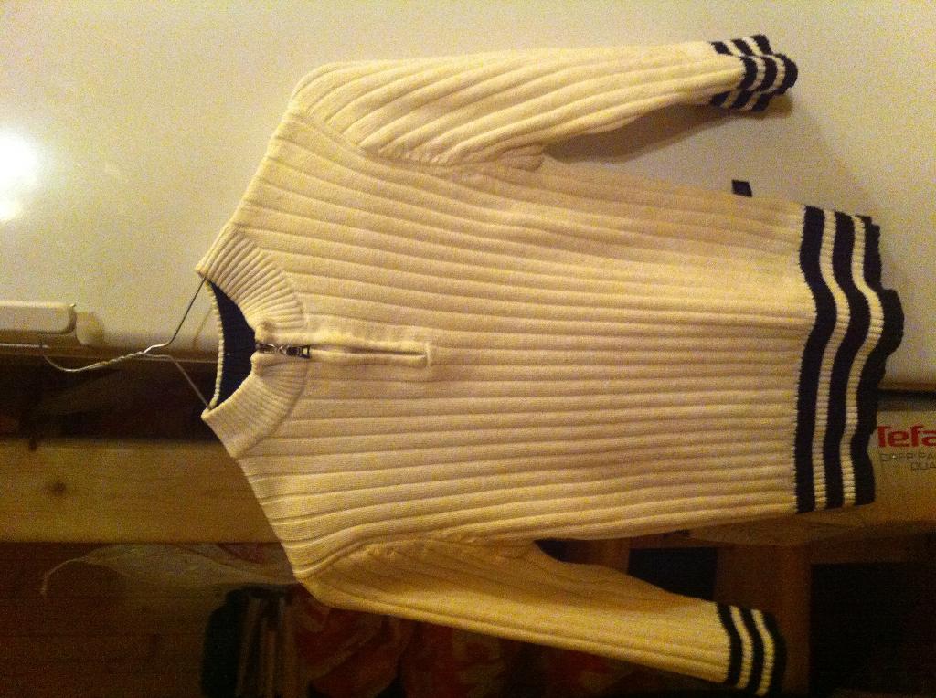 цвет белый!. кофточки-блузочки