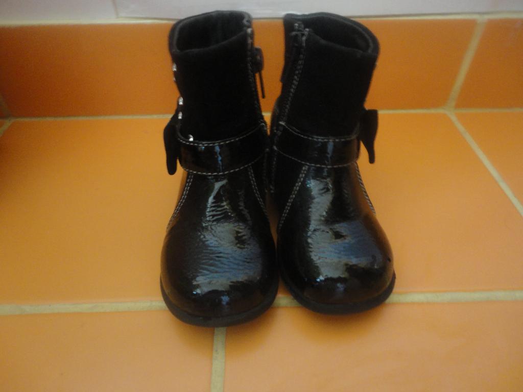 сапожки демисезонные 21 размер. продам