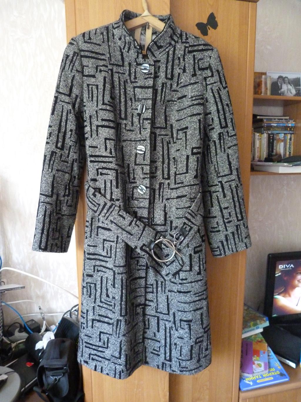 Пальто зимнее р.48-50 2000р. Одежда женская