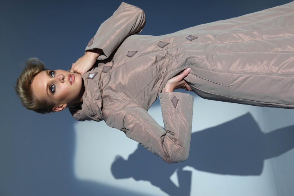 Пальто осень-теплая зима ГО*ЛД ЗИ*С(48) на 46+ . . женская одежда