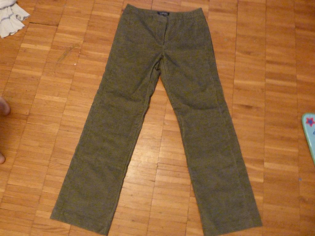 Новые вельветовые боюки баон р. 50-52 450р. Одежда женская