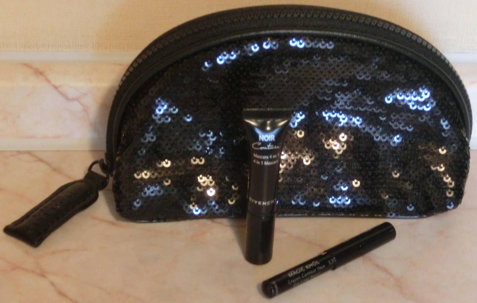 набор ЖИВАНШИ пайетки. Наборы косметики... элитка