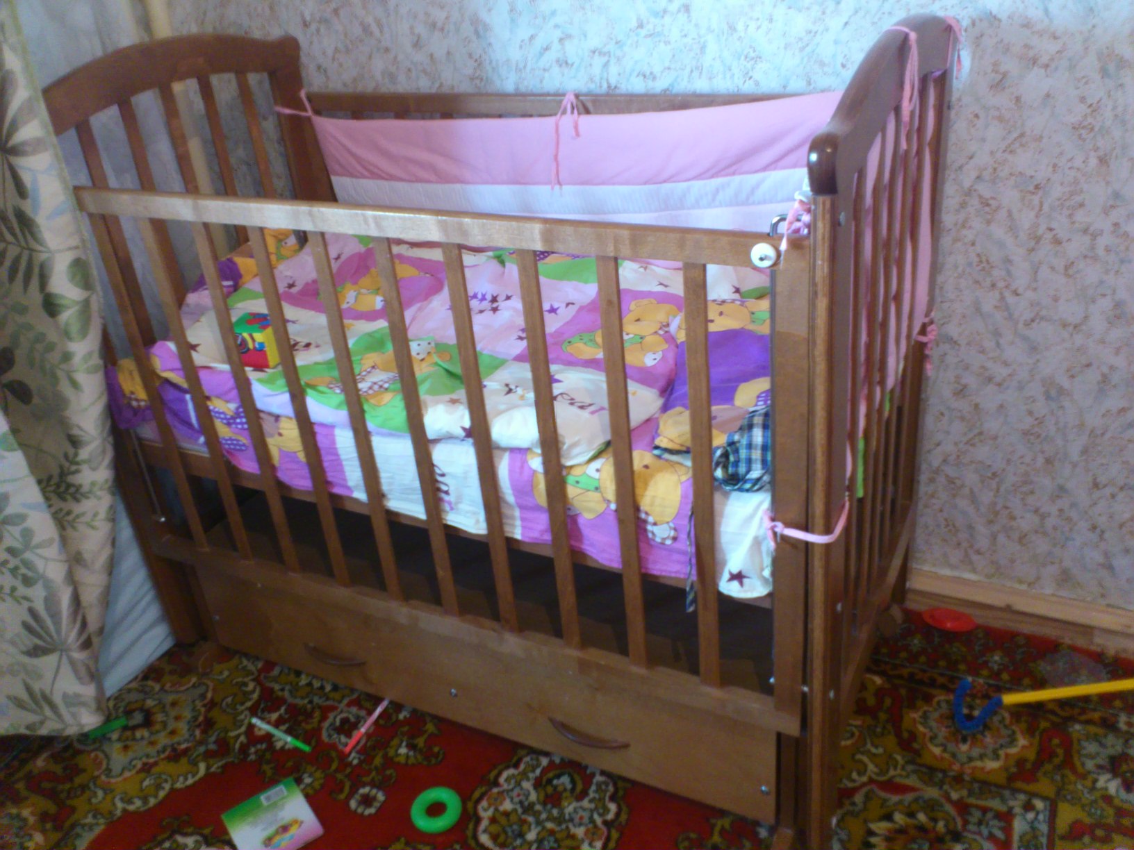 Куплю кроватку для новорожденного б. Детская кроватка с матрасом. Детские кроватки б/у. Детские кроватки и коляски для новорожденных. Юла детские кроватки.