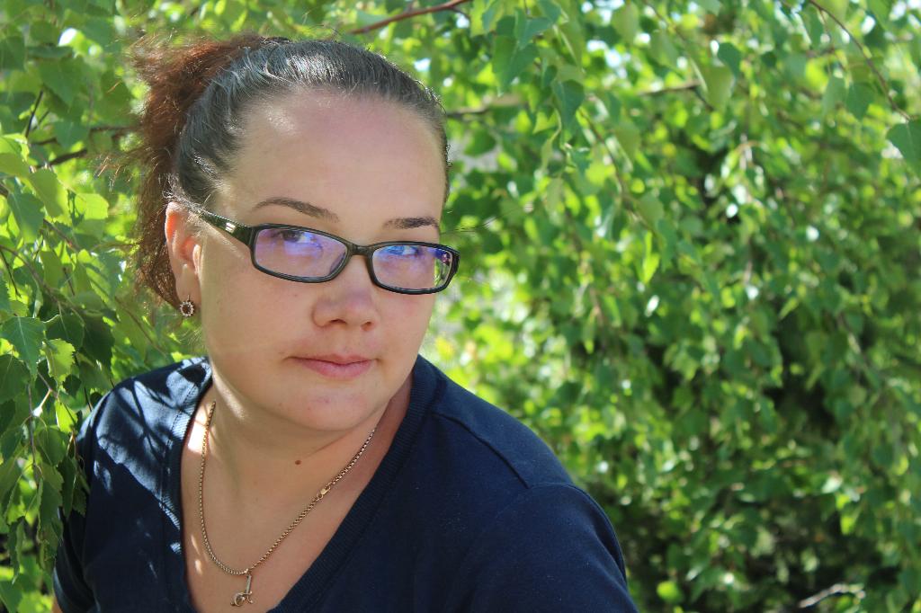 Девушка загадка!. 