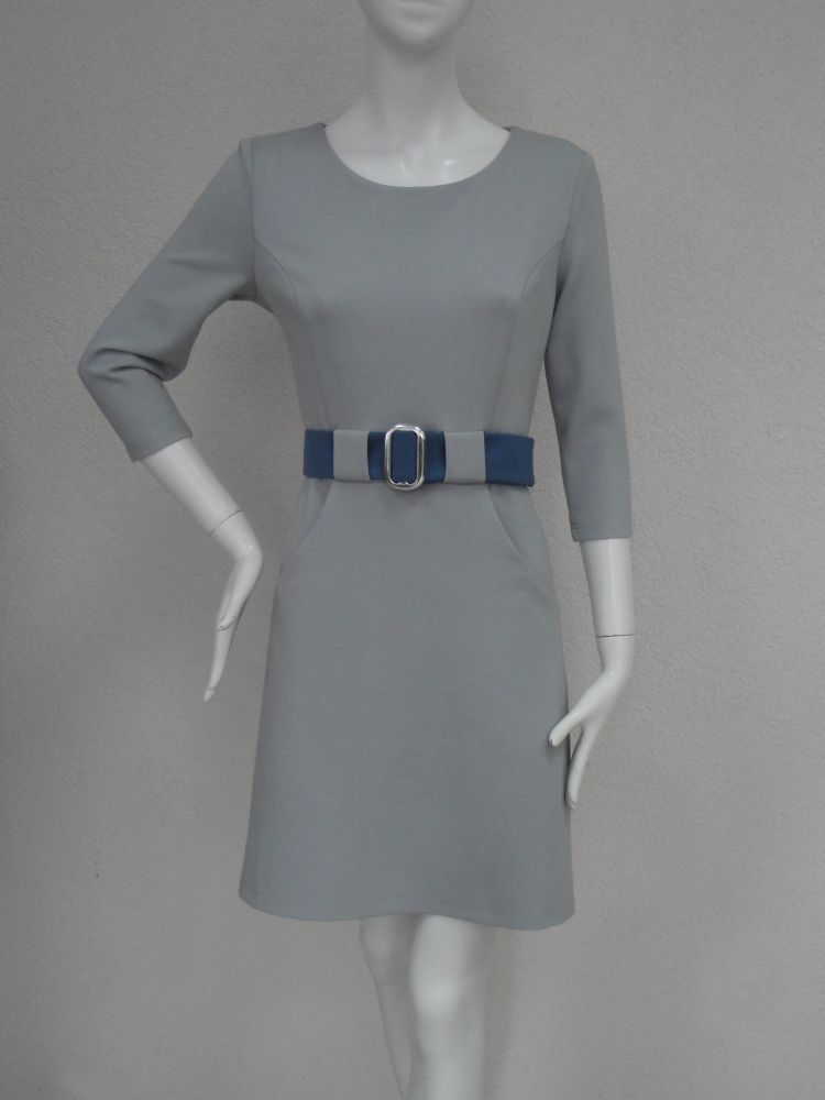 Пл.7-188.1 Трик. серый с синим поясом. КАП*РИЗные новинки!