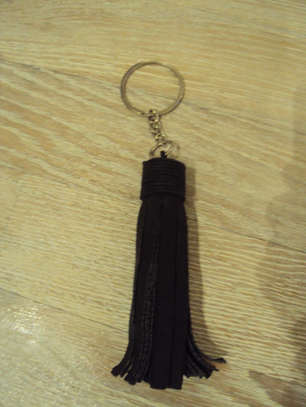 новый кожаный брелок на сумку. Сумки, кошельки