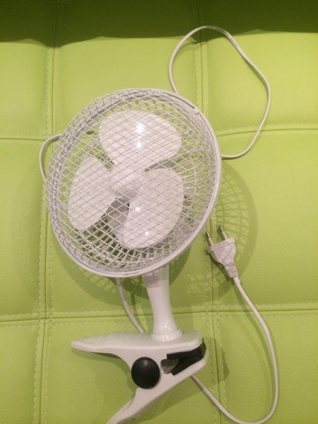 вентилятор на прищепке. я-Продано