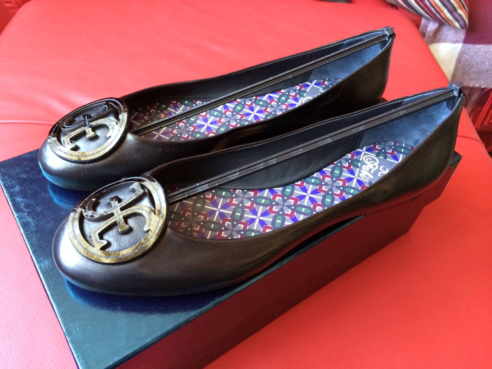 пристроено