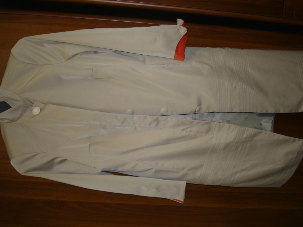 Продаю женское НОВОЕ-ЛЮБАЯ ВЕЩЬ со скидкой отдам