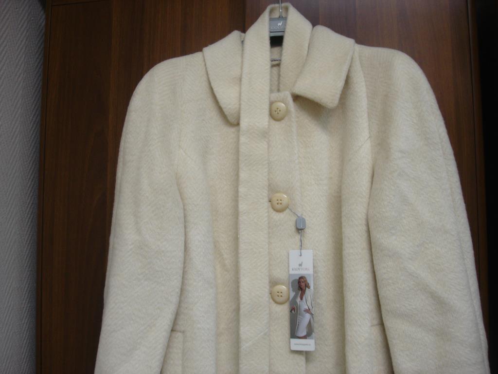 Продаю женское НОВОЕ-ЛЮБАЯ ВЕЩЬ со скидкой отдам