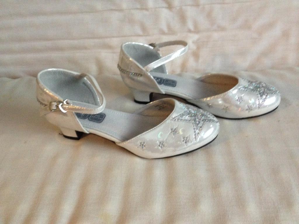 35 размер 400р. ДЕВОЧКИ