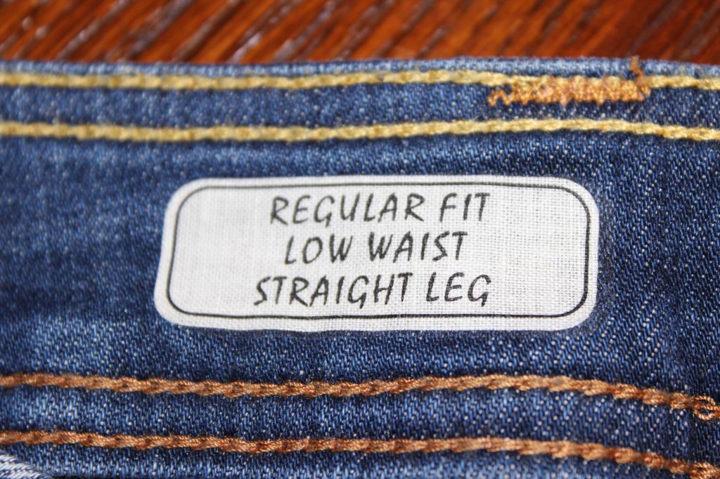 Pepe jeans новые р. 26. пристроено