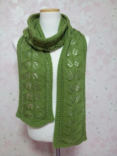 дорожка из листьев. Шарфы, шали, палантины