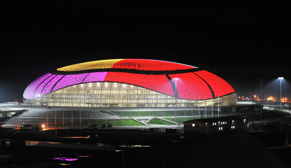 До Олимпийского парка - 1 час на электричке . Отель Море Sochi