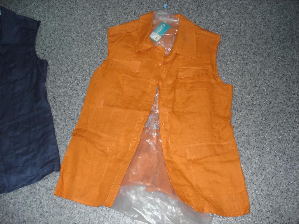 Продаю женское НОВОЕ-ЛЮБАЯ ВЕЩЬ со скидкой отдам