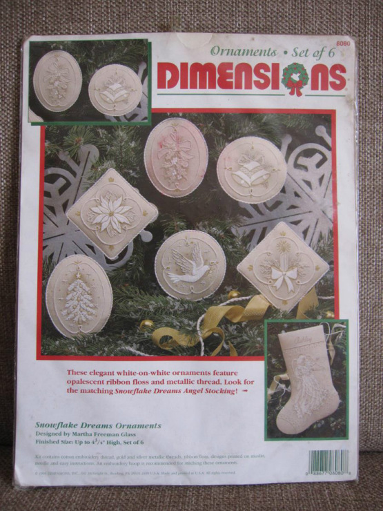 08080 Snowflake Dreams ornaments. Dimensions