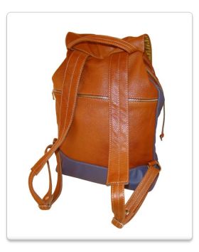 РЮКЗАК СРЕДНИЙ. *РЮКЗАКИ* - средние  Арт.RM 002 Размер: 330*400*90мм