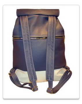 Рюкзак СРЕДНИЙ . *РЮКЗАКИ* - средние  Арт.RM 002 Размер: 330*400*90мм