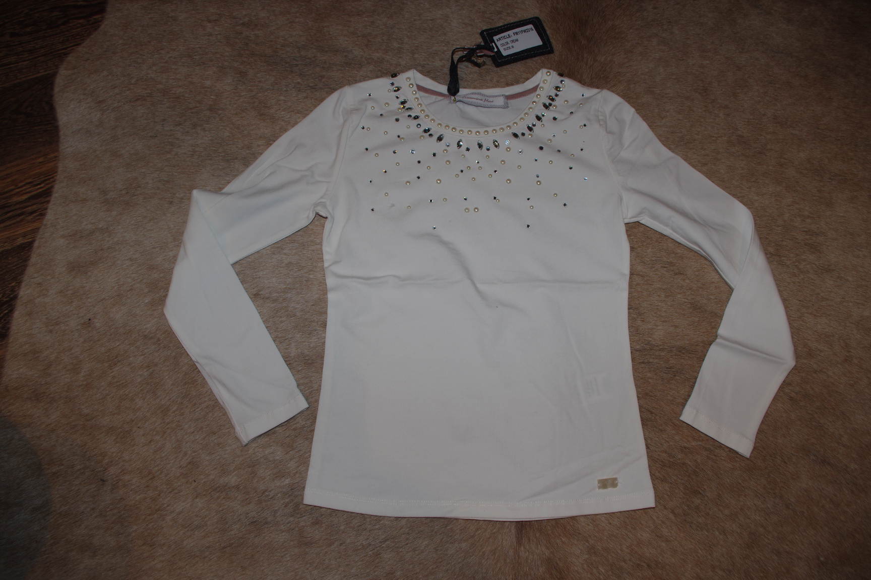 Фракомина с камушками кремовая-128-1500. ЗАБРАЛИ