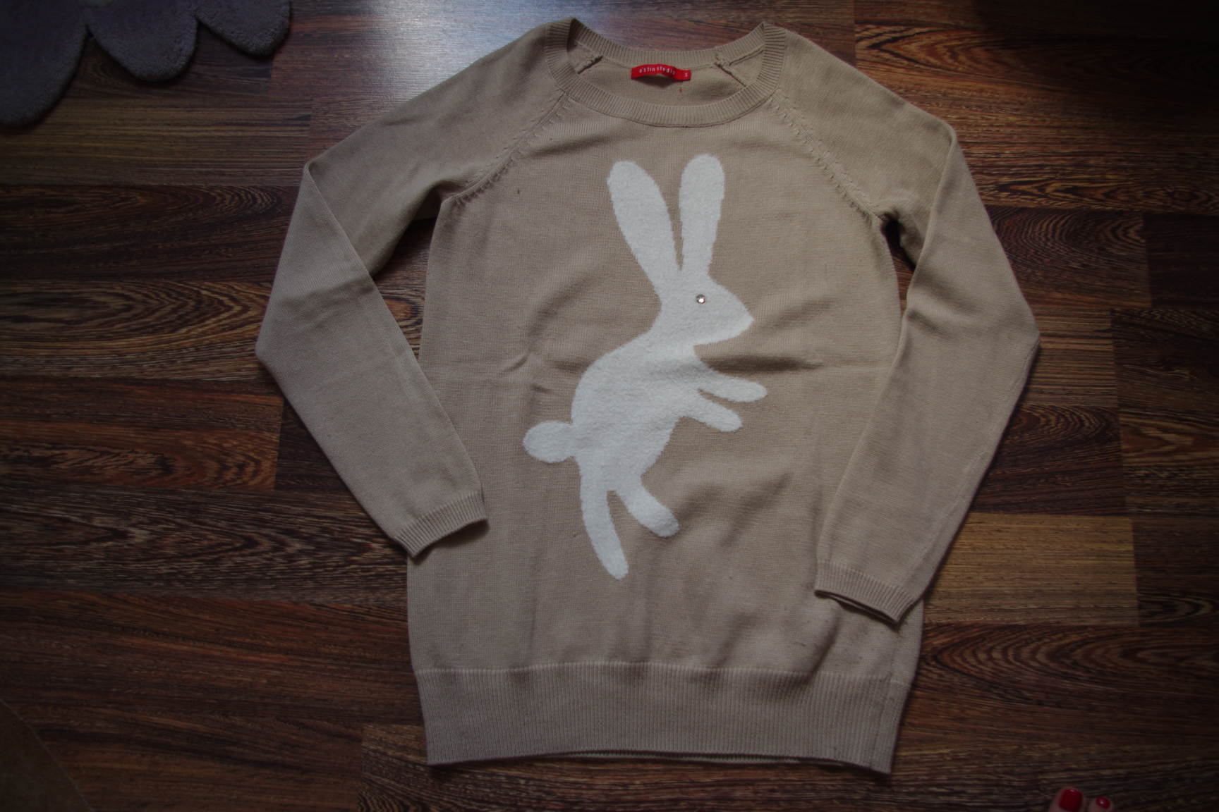 джемепр с зайцем-44-300. ЗАБРАЛИ