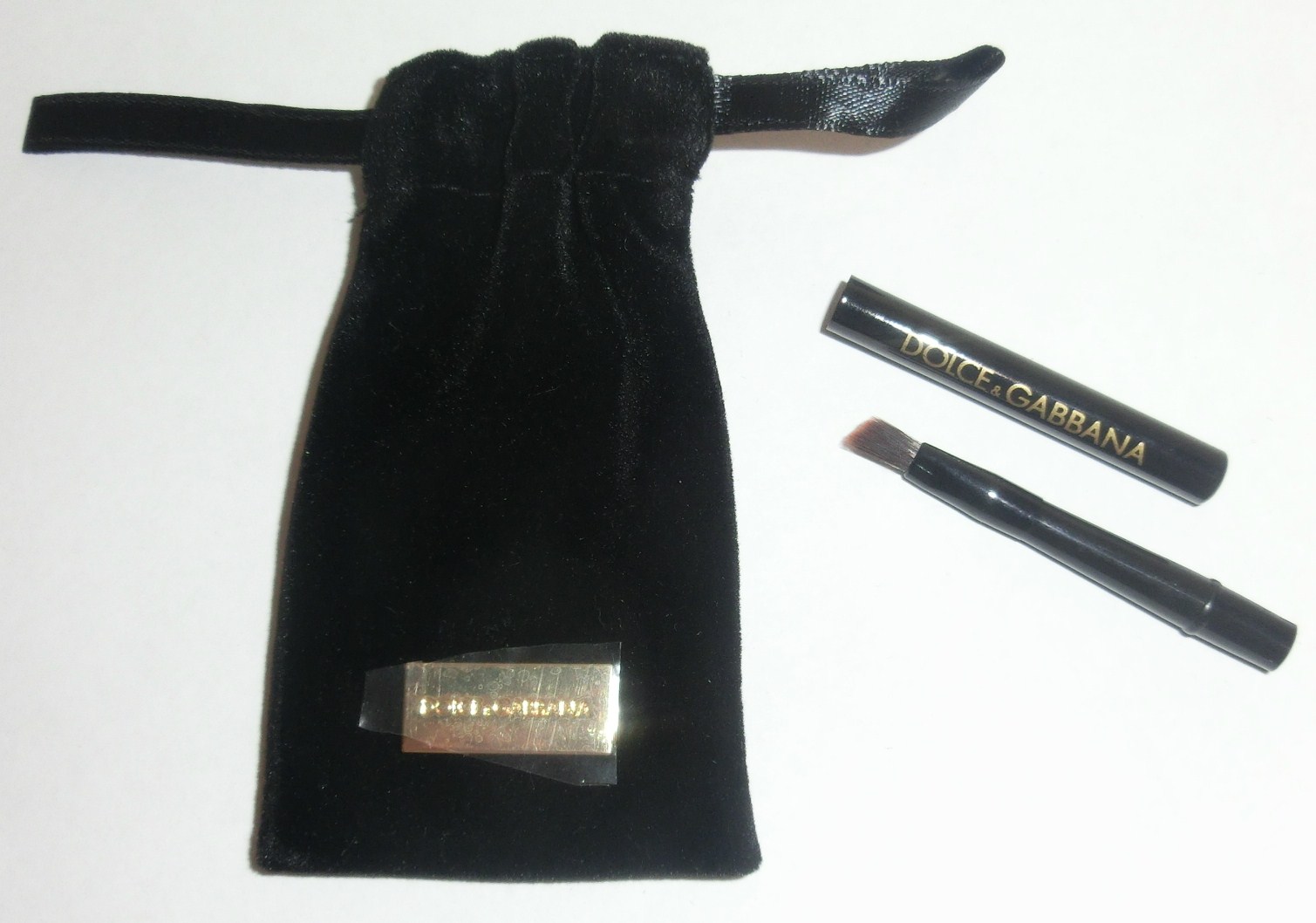 кисточка для теней D & G. Наборы косметики... элитка